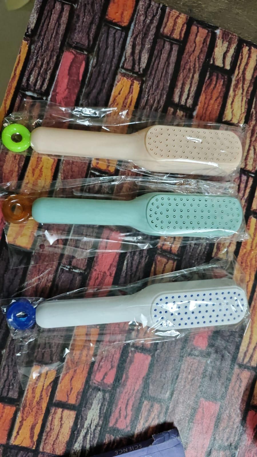 Self-Cleaning Anti-Static Hair Massage Comb (Pack of 1) | Detangling Brush for Adults & Kids